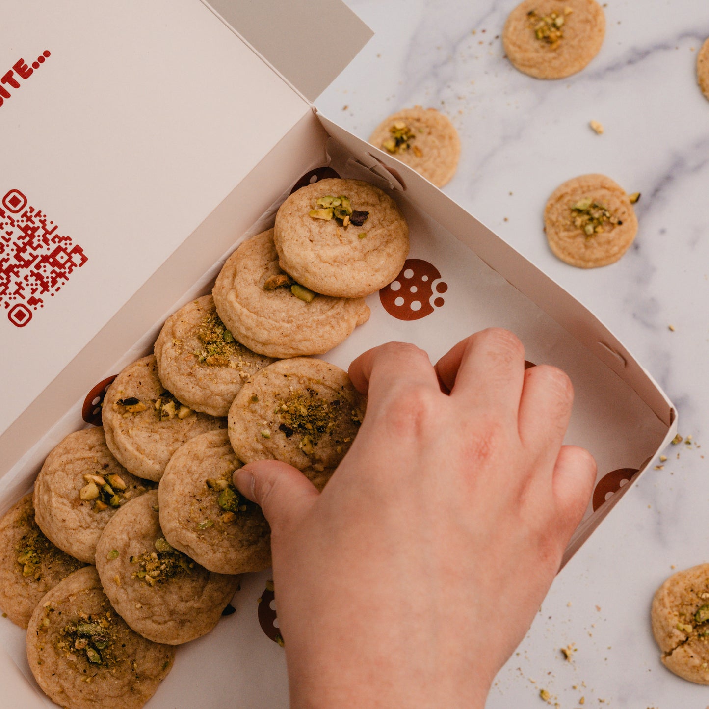 The Roshmalai Box